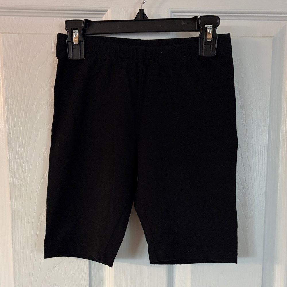 Cat & Jack Girl’s Black Bike Shorts